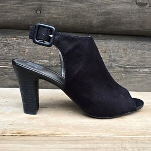 Kelly & Katie NEW Louisa Modern Minimalist Shootie Heel Sandal 8.5M